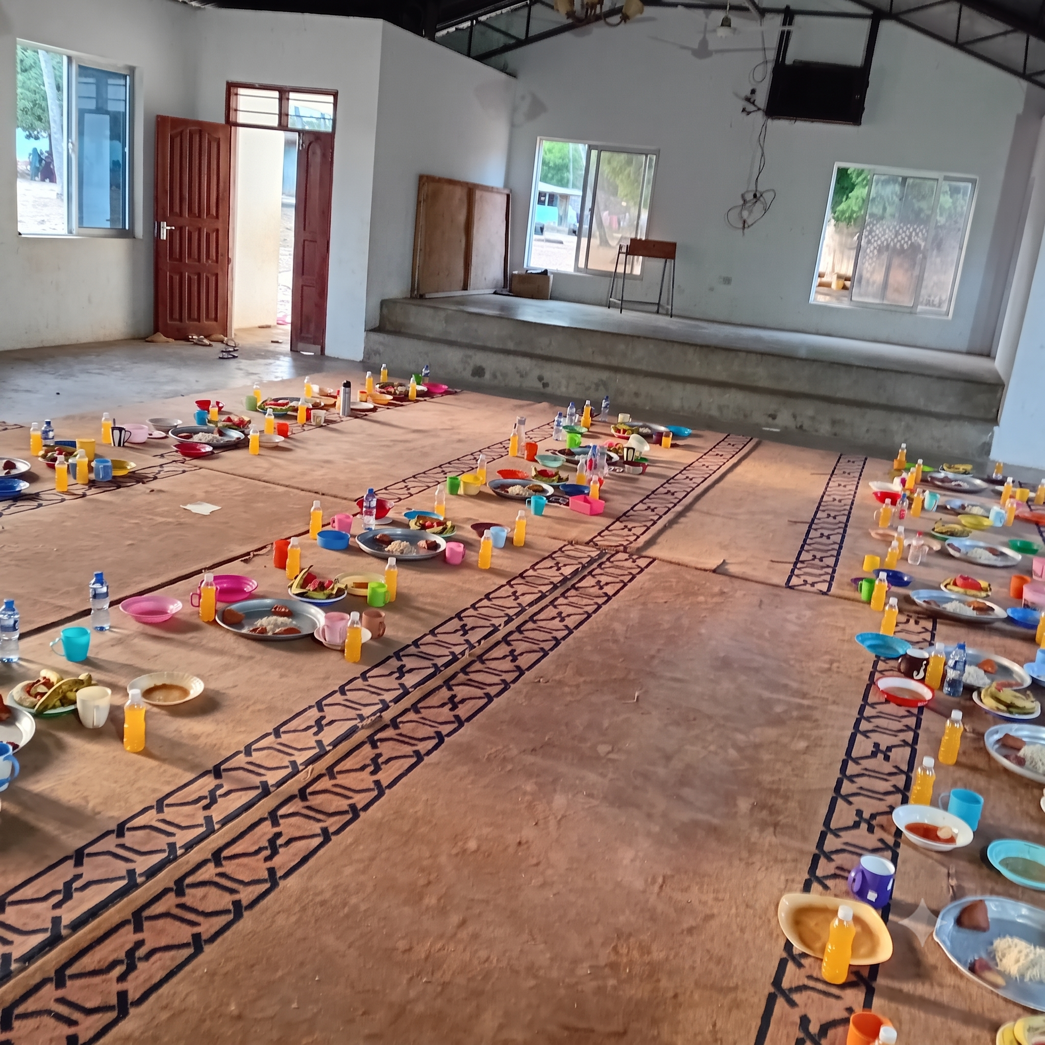 Iftar meals distribution